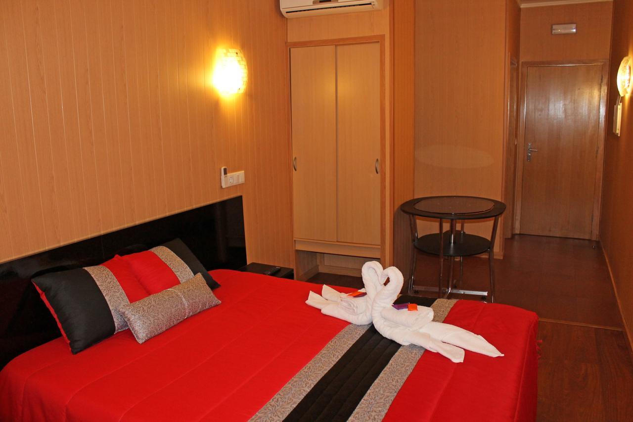 Guesthouse Monte Carlo OOporto Esterno foto