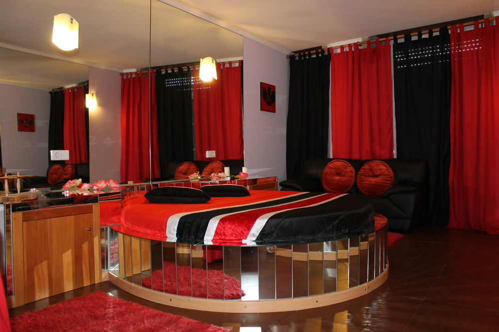 Guesthouse Monte Carlo OOporto Esterno foto